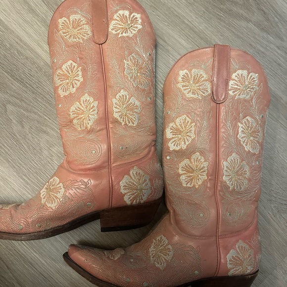 Old Gringo Pink Embroidered Cowboy Boots size 9 - Picture 2 of 6